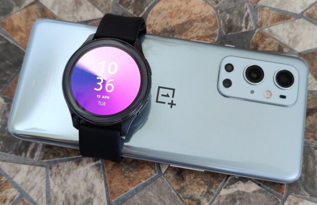 OnePlus Watch en uso