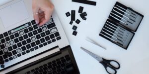 Repara el teclado de tu portátil tú mismo