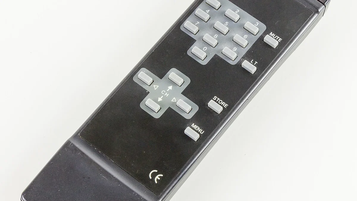 Control remoto de un televisor